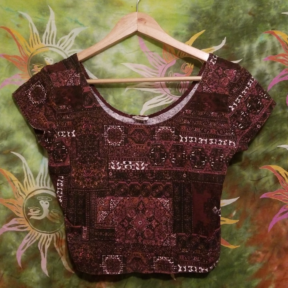 Crop top